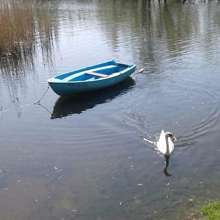 Una Finestra Sul Lago..Appartamento Verbania Exteriér fotografie